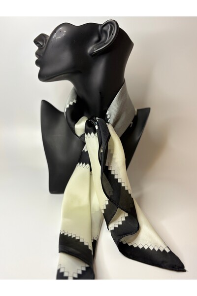 BHR AKSESUAR Patterned Square Scarf (70X70 cm)