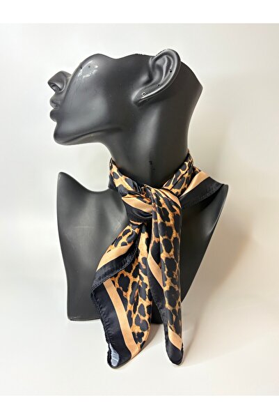 BHR AKSESUAR وشاح مربع منقوش (45×45 سم)