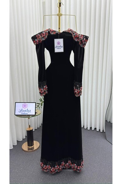 Bailsan long black velvet dress