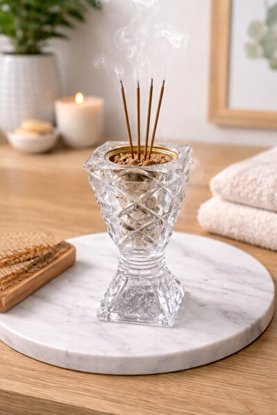 Generic مبخرة كريستال فخمة – لمسة أناقة تفوح بالعود
