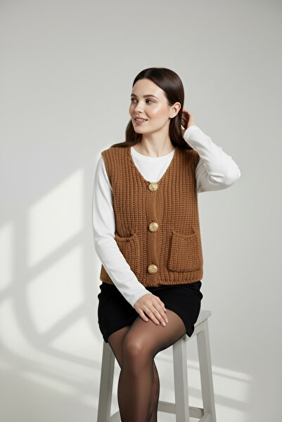 mahira collection 3 Button Thessaloniki Knit Women's Knitwear Vest