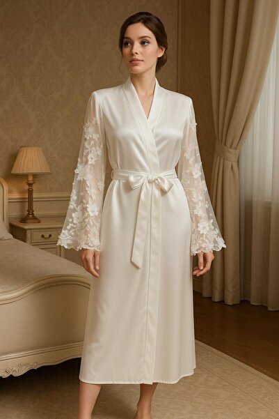 WarD Bridal robe with off-white lace sleeves