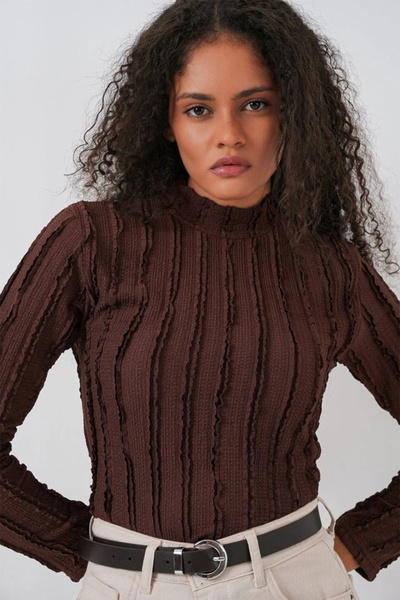nedo7 Textured stretch knit blouse 975 - brown
