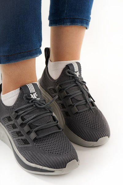 Babetty Unisex Orthopedic Light Sole Striped Detail Lace-Up Knitwear Casual Sports Shoes Breathable