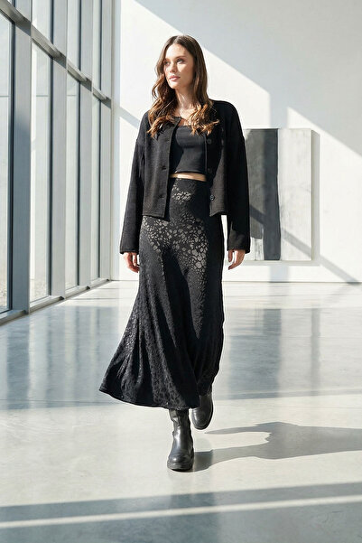 bacc Women's Black Patterned Zipper Closure Midi Length Skirt Bchca-251234