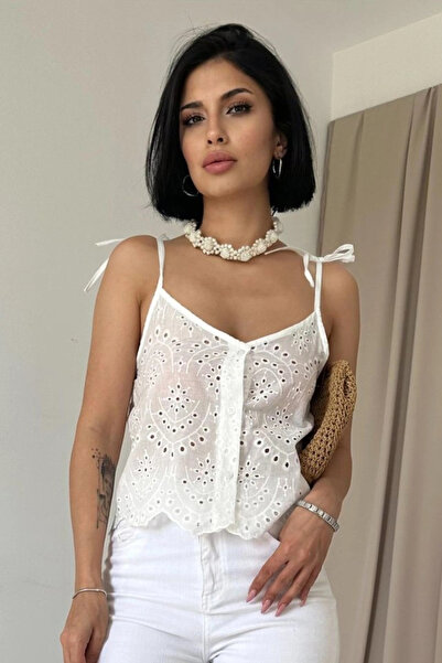 nedo7 White Lace Embroidered Blouse