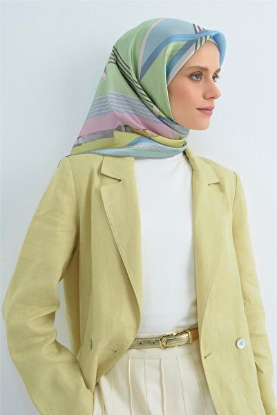 Armine Eșarfă din mătase pură tip twill 9521D 83