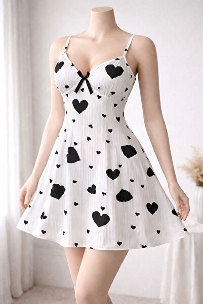 LaFont قميص نوم قصير ناعم على الجسم بنقشة قلب تلامس احساسك الانثويه