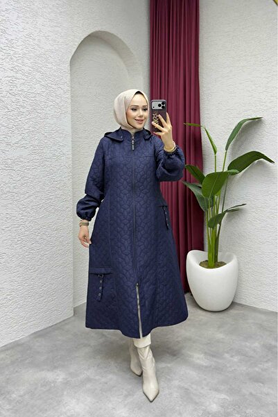 Pamuk Butik Women's Detachable Hooded Quilted Coat with Side Pockets