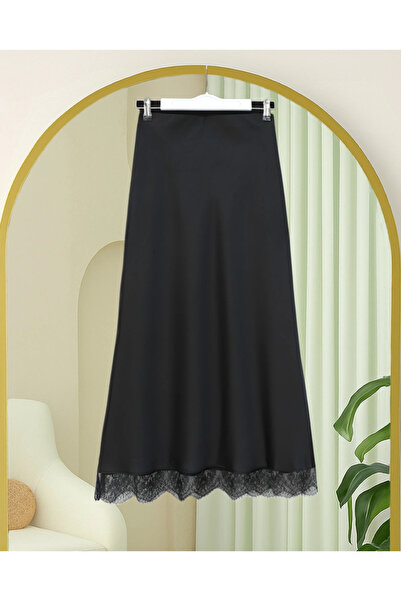 nedo7 Satin Skirt with Lace Detail at the Hem - Black