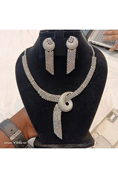 ACTIVE FASHOIN Necklace