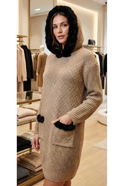 Volupta Knitted sweater with Hooded and pockets