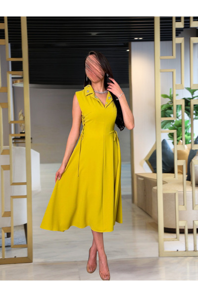 LITSHE A beautiful yellow dress adorned with elegant crystals