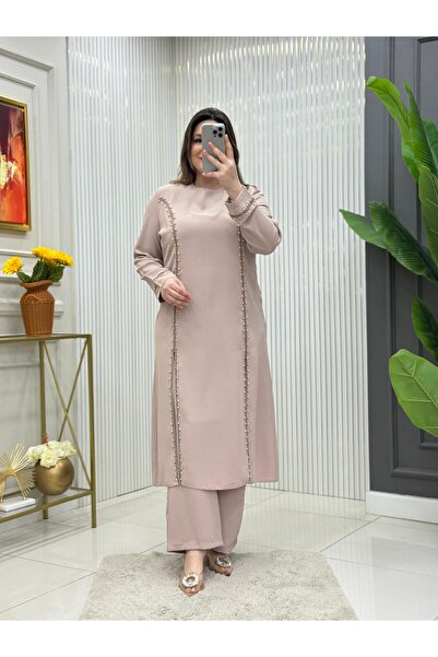 Modam Bella Plus Size Pearl Crepe Suit