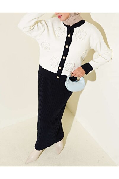 Burcia Floral Patterned Skirted Knitwear Double Set