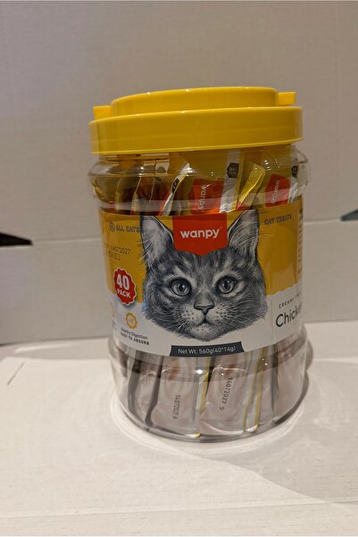 Schesir مكافآت كريمية للقطط بنكهة الدجاج. تأتي تحتوي على 40 كيس بوزن 14 ج