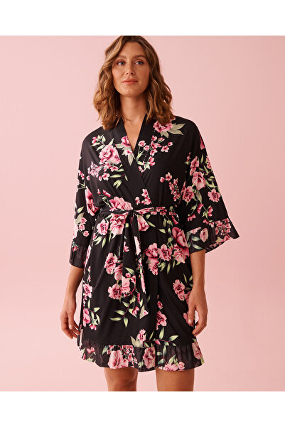 La Vie en Rose كيمونو مزين بشبكة وألياف معاد تدويرها بنقشة الفاوانيا