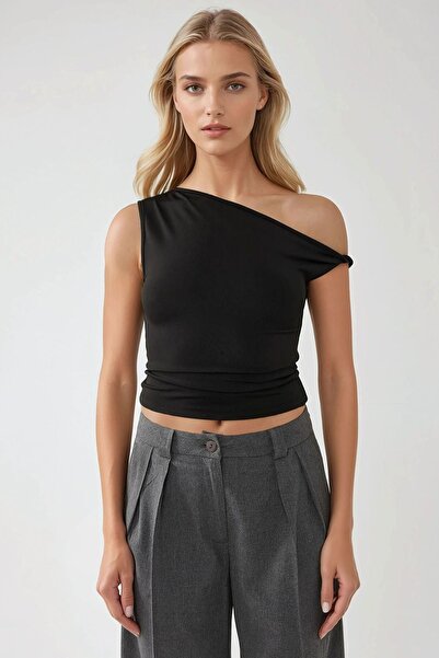 Hiccup Asymmetric Collar Off-Shoulder Slim Fit Top