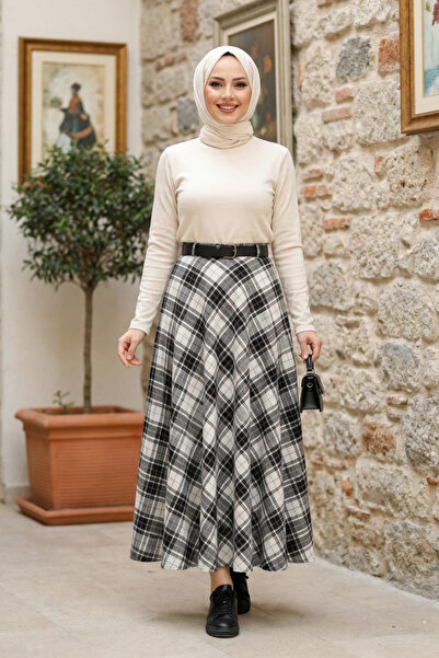 Hb Harma Time Butik تنورة نسائية بيضاء منقوشة