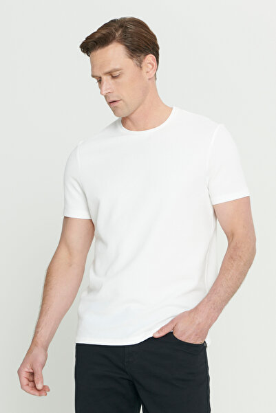 ALTINYILDIZ CLASSICS تي شيرت رجالي أبيض قصة ضيقة بقصة ضيقة وياقة دائرية منقوشة