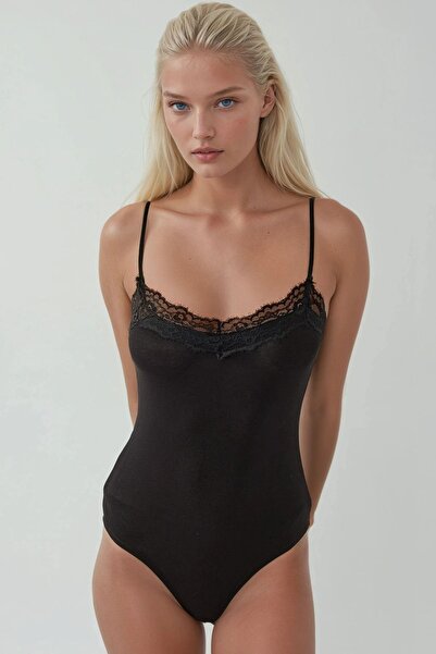 Hiccup Боди с V-образно деколте с прилепнала кройка и дантела