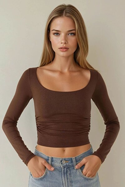 Hiccup Κοντή μπλούζα Slim Fit από βισκόζη με λαιμόκοψη τύπου crew neck