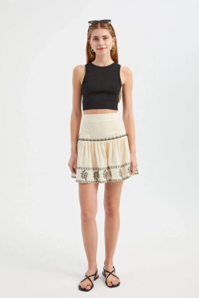 Hiccup İşlemeli Yüksek Bel Volanlı Mini Etek