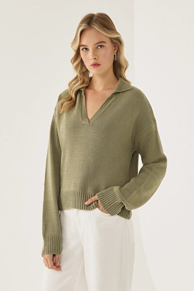 Hiccup Knitted sweater with polo collar