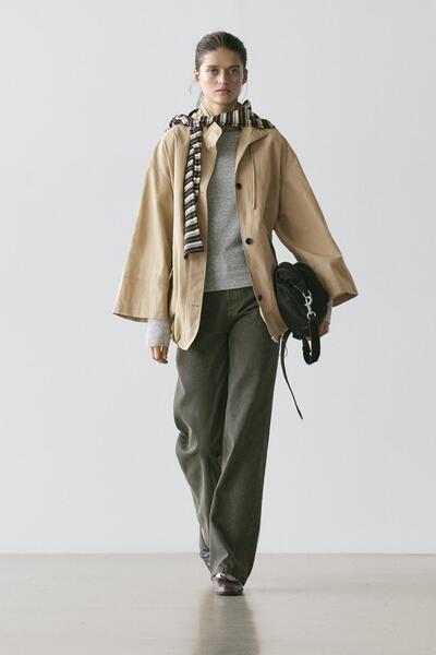 Massimo Dutti Kapüşon detaylı şişme parka