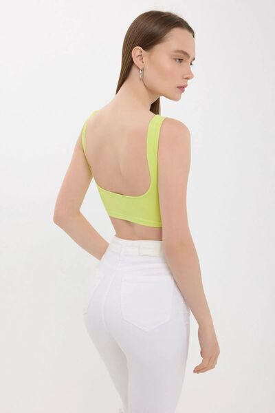 Hiccup Top fără mâneci cu decolteu rotund și detaliu la spate