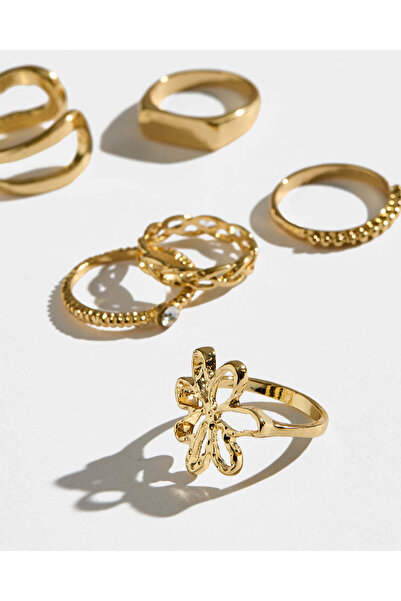 REDTAG طقم خواتم ذهبية مزخرفة للنساء (6 قطع)