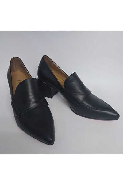 Mira Deri حذاء نسائي من الجلد الطبيعي بمقدمة مدببة وكعب سميك 5.5 سم من كيريتاني