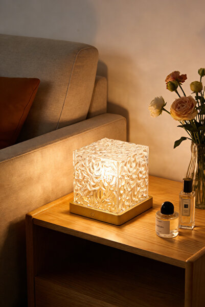 DIDA مصباح طاولة LED، مزود بجهاز تحكم عن بعد مع 16 وضع إضاءة لإضاءة غرف المعي...