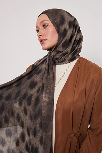 LuvenSara Patterned Silk Shawl - Bozkir Stone