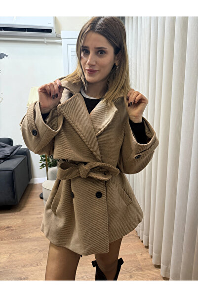 Greenboutique Belted Short Cashmere Coat with Epaulet Detail on the Sleeves, ...