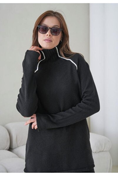 fuşyha butik White Stripe Detailed Turtleneck Knitwear Set