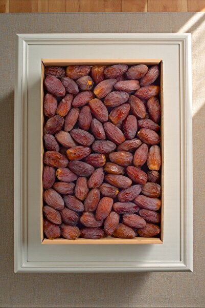 Z-CUP Premium Royal Medjool Dates Carton – 3 kg