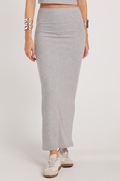 Tudors Women's Slim Fit slim fit Slit gray skirt