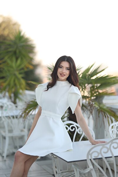 MEİZA KADIN BEYAZ DİK YAKA KUŞAKLI ABİYE ELBİSE
