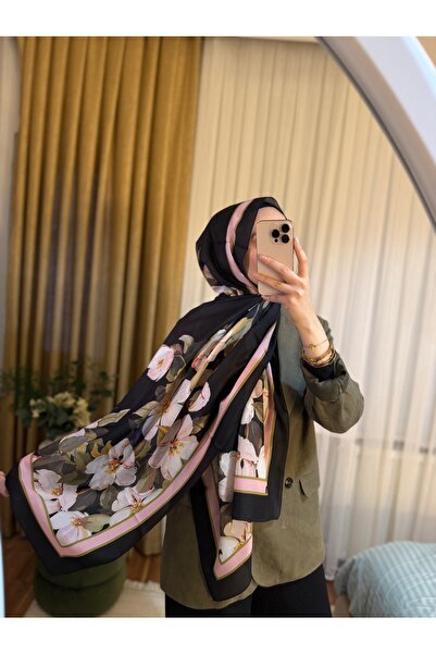 Püsküldükkan Çiçek Bahar Desen Baskılı Soft Şal-Siyah