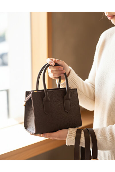 ÖZENSE Kahve Renkli Fermuarlı Zarif Kadın El Ve Omuz Çantası