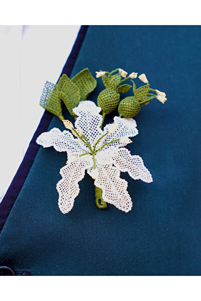 gurgum concept İğne Oyası Zambak Broş