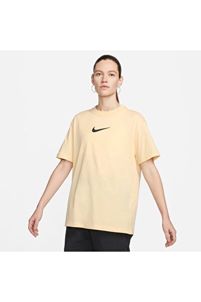 Nike Sportska odeća Ženska Žuta Dnevna T-shirt Široka Oversize kroj kroj