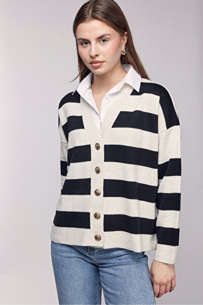 Saade Oversized Knitwear Cardigan with Black Striped Shirt Look