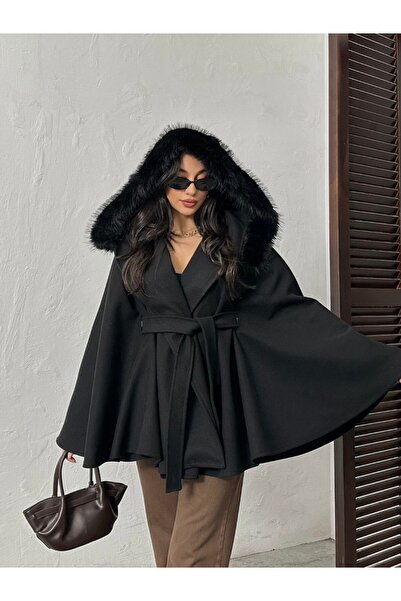 Hollyhocks Poncho cu detalii din blană