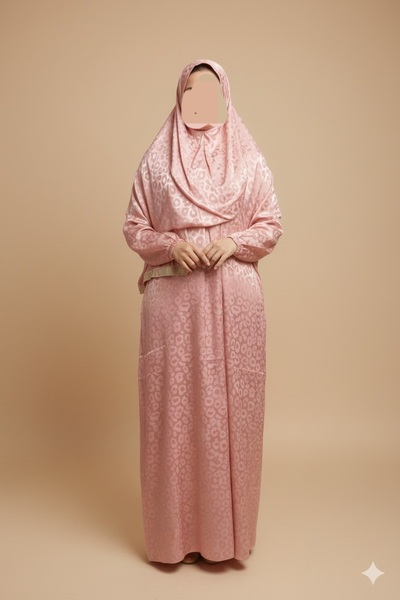 DDS A very soft and comfortable embroidered one-piece prayer shawl that inclu...