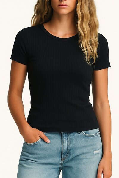 Re-clo تي شيرت جيانا، مصنوع من مزيج البوليستر المعاد تدويره من إيكوفيرو فيكون...