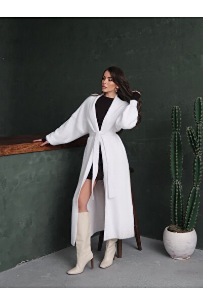 Maysev Kadın Oversize Kemerli Kaşe Dokulu Beyaz Kimono Hırka Premium Uzak Şeh...