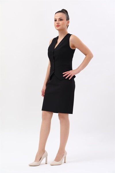 ÖNDER ÖZSOY V-Neck Short Women's Vest with Decorative Pockets - Black