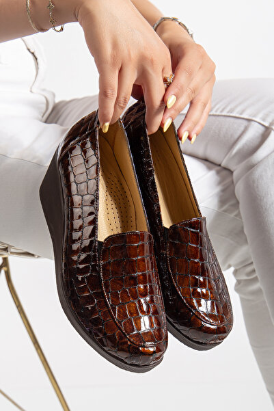 Akgün Kadın Hakiki Deri Kahve Kroko Ayakkabı